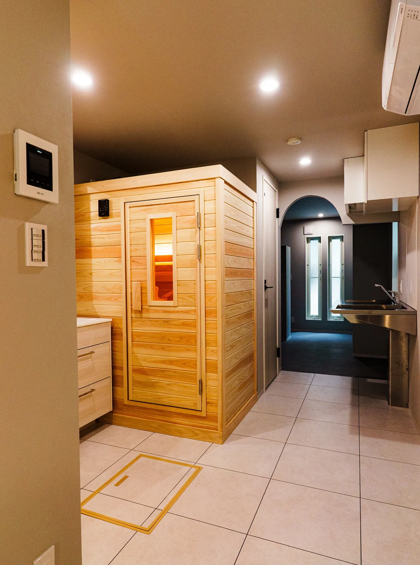 2〜3人用サウナ付きマンション